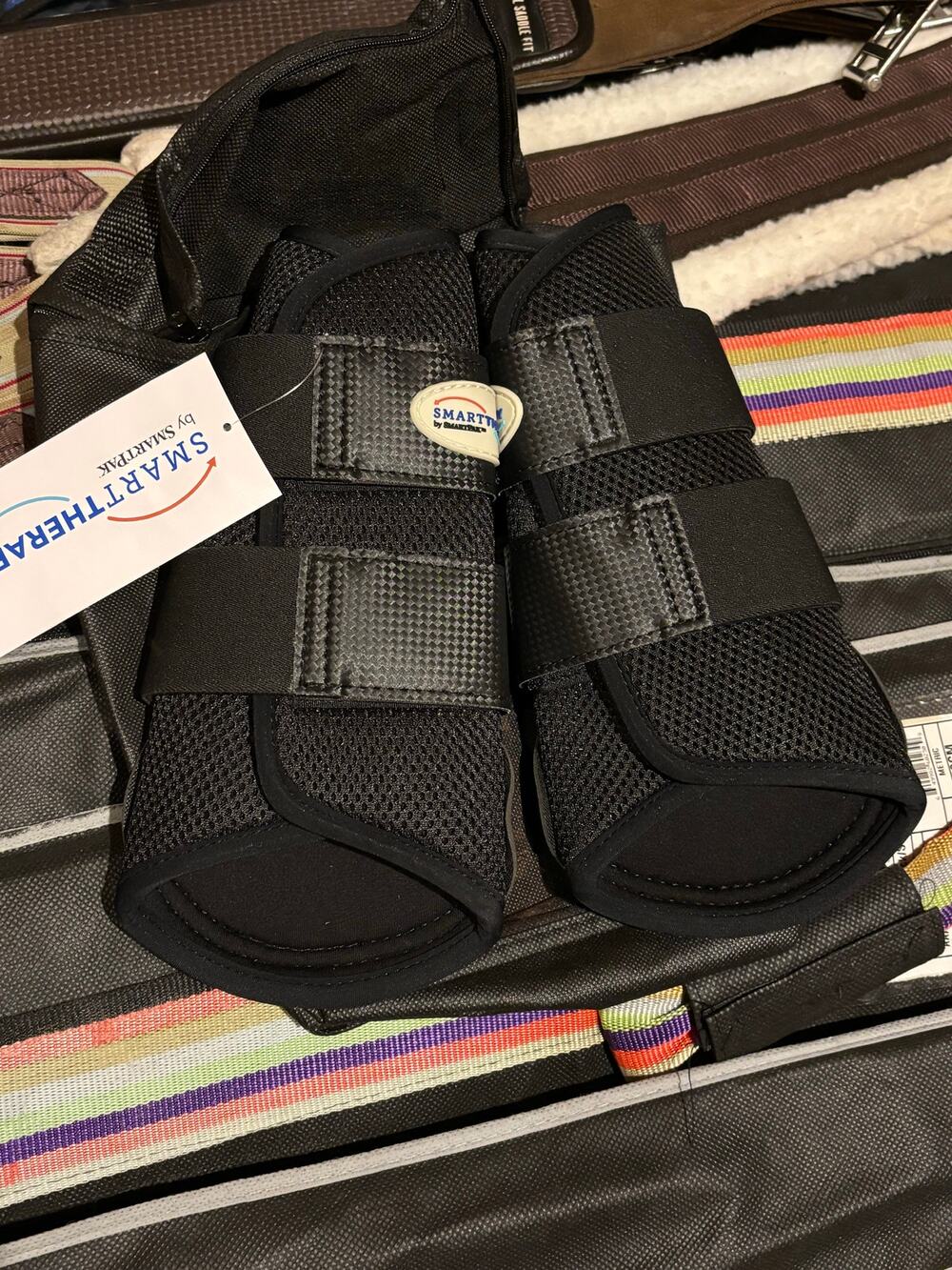 SmartTherapy® ThermoBalance® Ceramic Mesh Brushing Boots